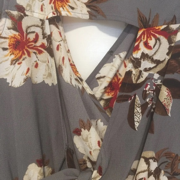 ENTRO Romper - Picture 6 of 8